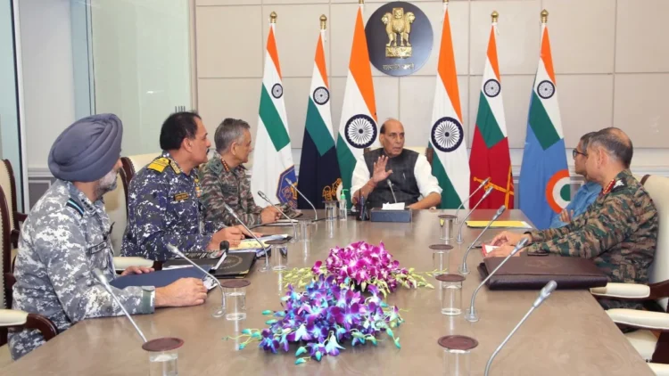 Indian Army Emergency Arms Buying: Indian Army going to purchase emergency of these weapons, know what in the list?