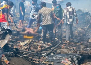 Indian migrants living in UAE pay tribute to Ahmedabad aircraft accident victims