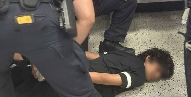 Indian student handcuffs at Newark Airport, India has given U.S. The issue raised in front of