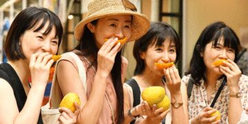 It is not called 'Raja', 'hit in taste' and 'super hit' in skin improving