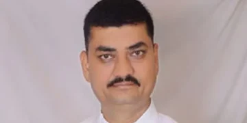 Jolt to aam admi party in Gujarat: Aam Aadmi Party, who was happy to win the Visavadar seat of Gujarat, left all the posts of the party by making all the allegations, MLA of Botad Gujarat Umesh Makwana Resigns from all post of Aam ADMI PARTY
