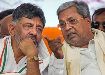 Karnataka CM and Deputy CM meets Congress High command in Delhi, discussion on Bengaluru stampede possible