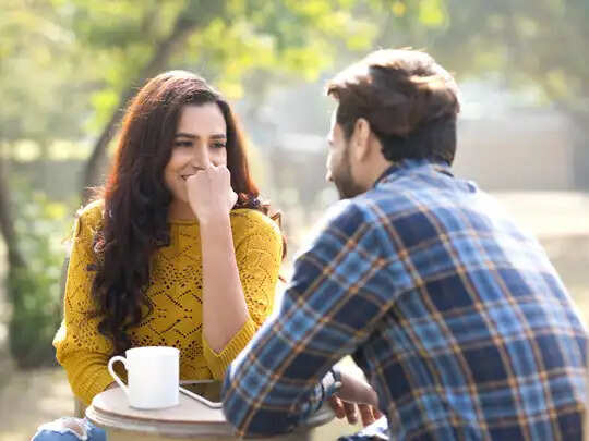वीडियो में जानिए वो 4 सबसे बड़ी गलतियां जिन्हें सुधारते ही, पहला प्यार बन सकता है ज़िंदगी भर का रिश्ता