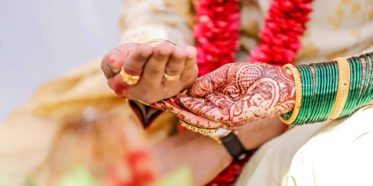 वीडियो में शादी से पहले जान लें लड़कियों की ये 7 अहम इच्छाएं, तभी बन पाएंगे समझदार और परफेक्ट जीवनसाथी