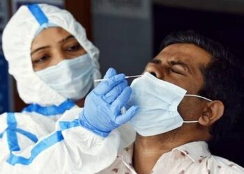 Kovid-19 again increased tension in India! 4 new deaths from Corona, active cases close to 4 thousand