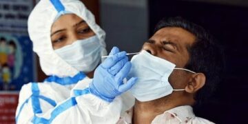 Kovid-19 again increased tension in India! 4 new deaths from Corona, active cases close to 4 thousand