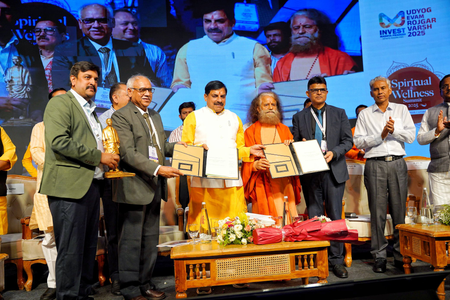 मध्य प्रदेश : उज्जैन की स्पिरिचुअल एंड वेलनेस समिट में आए 1,950 करोड़ के निवेश प्रस्ताव