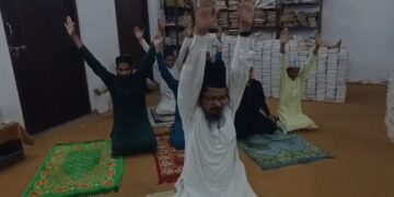 Maulana Mufti Shahabuddin Rajvi Barelvi did yoga, emphasized on adopting daily life