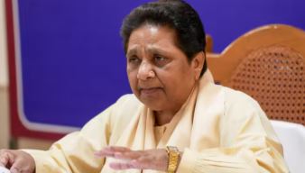 Mayawati raises questions on UP police recruitment, Yogi government made these serious allegations