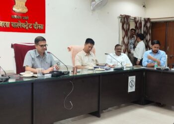 Media round table organized under 'Vande Ganga' campaign in Dausa, call for media persons active in water conservation