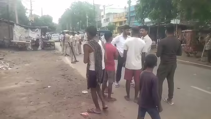 पटना में युवक की हत्या, लोगों ने कहा- चोरी करने घर में घुसा था, पीट-पीटकर मार डाला, इलाके में तनाव