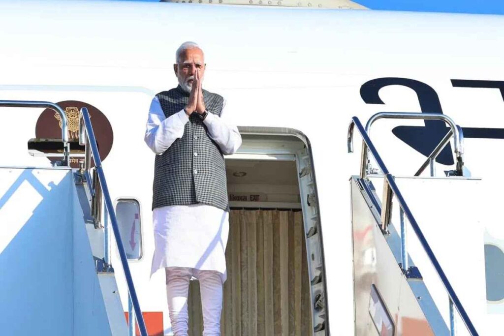 'Opportunity to thank for cooperation in the fight against terrorism ...', PM Modi leaves on a tour of three countries