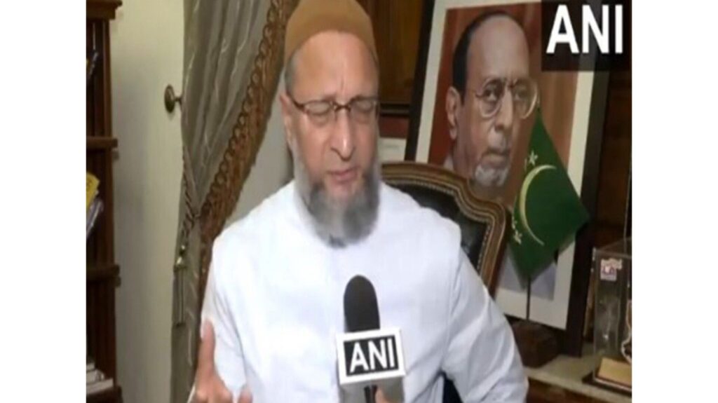 Owaisi targeted Pakistan, said "Does Pakistan want to get the Nobel Prize for Bombing of Iran"