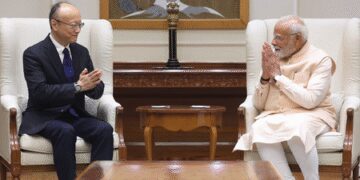 पीएम मोदी एडीबी के अध्यक्ष मसातो कांडा से मिले, इन्फ्रास्ट्रक्चर के लिए 10 अरब डॉलर देने का वादा किया