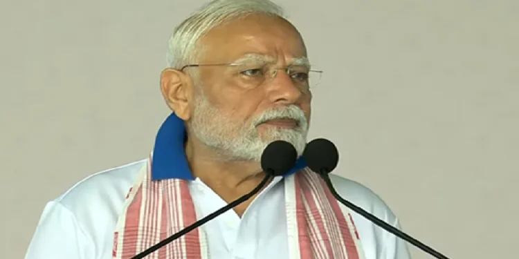 PM Modi on International Yoga Day 2025: 'Pose button to balance yoga for the world going through stress', PM Modi on International Yoga Day said- Internal peace became global policy, PM modi on interactive yoga day says yoga is yoga is yoga is pause button for tension in construction in building