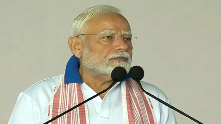 PM Modi on International Yoga Day 2025: 'Pose button to balance yoga for the world going through stress', PM Modi on International Yoga Day said- Internal peace became global policy, PM modi on interactive yoga day says yoga is yoga is yoga is pause button for tension in construction in building