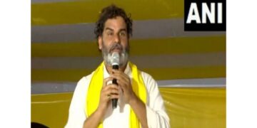 Prashant Kishore targeted Lalu Yadav, said "Lalu wants to make 9th failed son CM"