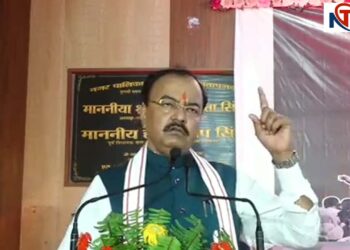 Pratapgarh News | Deputy CM Keshav Prasad Maurya | Samajwadi Party | Newstrack Hindi News | Up ka taaza samachar in hindi | Pratapgarh News: Deputy CM Keshav Maurya rained on Congress, said- 'SP is a fake Samajwadi Party'. News Track in Hindi