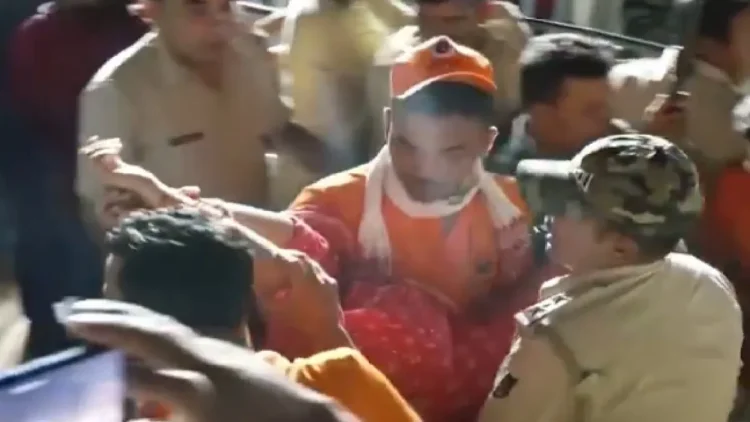Puri Stampede: A stampede in Puri during the Rath Yatra of Lord Jagannath, many devotees lost their lives, many dead near gundicha temple of puri as stampede happened in Lord Jagannath Rath Yatra
