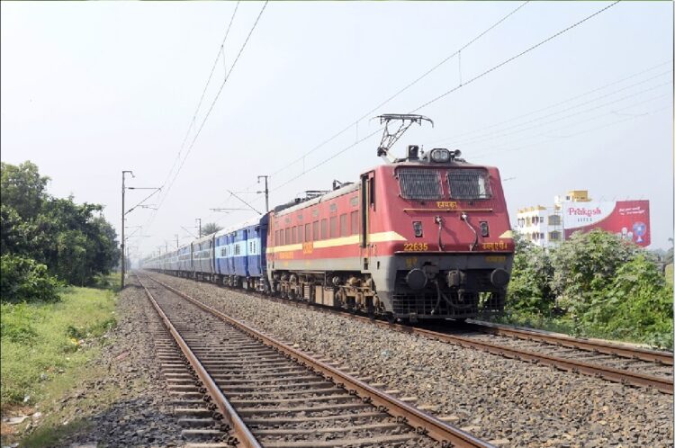 Railway Decision on Reservation Chart: Railway's important decision for the convenience of passengers with waiting tickets, 24 hours before the plan to create reservation chart will be applicable across the country, Railways will prepare reservation charts 24 hours in advance in advance