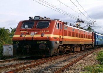 Railway Waiting List Ticket: Railways can soon give this big facility to waiting tickets, this charge can be eliminated, this charge, Railways may stop the charge Levied on Cancellation of Waiting Tickets