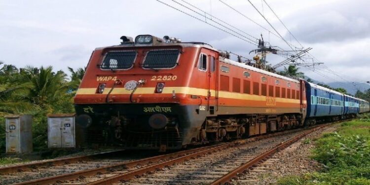 Railway Waiting List Ticket: Railways can soon give this big facility to waiting tickets, this charge can be eliminated, this charge, Railways may stop the charge Levied on Cancellation of Waiting Tickets