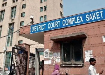 SAKET COURT DELHI: Bloody clash between prisoners inside the lockup in Saket court, one death, bloody clash between prisoners inside the lockup in Saket court, one dead