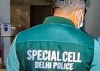 'Special' in Delhi Police's Special Cell, 'Special' fourth, firing 50 lakh cash and crores of jewels in blinking