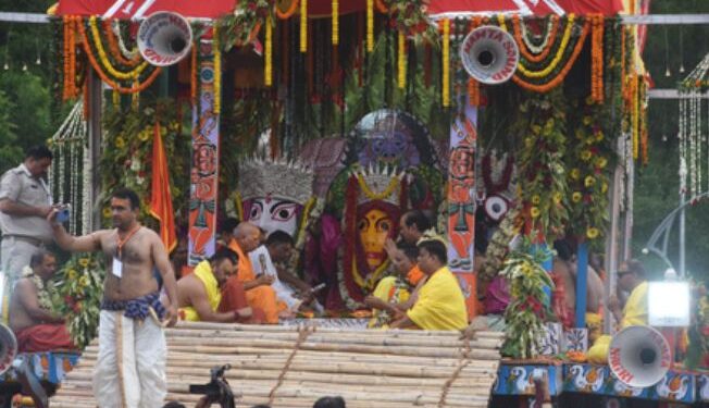 The rath yatra took place in Jagannathpur, Ranchi as per the historical traditions of 334 years, the inundation of devotees