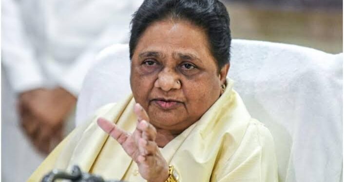 'The rule of law in UP is not working properly', Mayawati challenged the appointment of new DGP