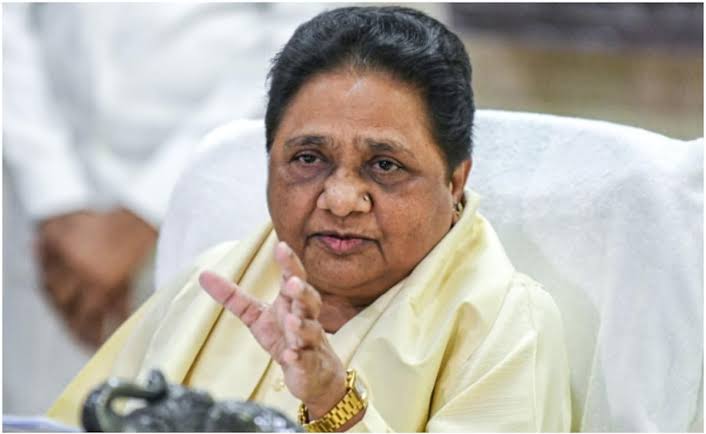 'The rule of law in UP is not working properly', Mayawati challenged the appointment of new DGP
