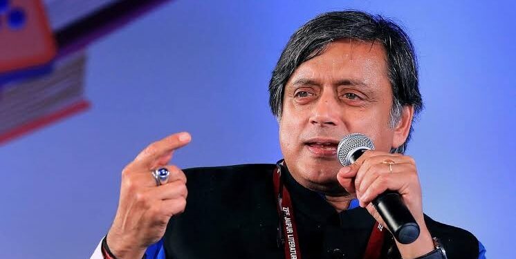 "The wings are yours and the sky is not anyone"; Tharoor targeted Sadha Kharge?