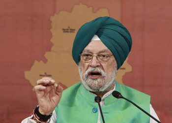 There is no shortage of oil: Hardeep Puri said, India ready amidst Iran-Israel stress!