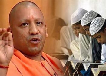 UP Madarsa Curriculam: Yogi government will change the course of madrasas, along with religious education, these subjects will also be studied, Hindi English Maths and Science Subjects in Madrasas to Be Made Compulsory by Yogi Adityanath Govt