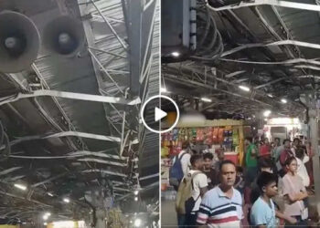 What a shameless man… Mike was on at the time of announcement at Lucknow station, the woman said that the passenger laughed