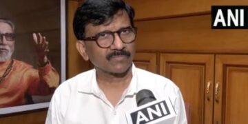 Why should BJP answer the question asked from Rahul Gandhi's Election Commission: Sanjay Raut