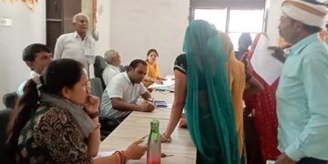 Women of Palai thundered: Three days ultimatum, if the solution is not found then the lock will be locked at the panchayat building