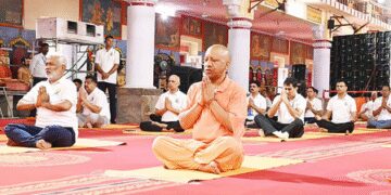 Yoga Bharatiya Manisha's unique gift, Credit to increase it to PM Modi: Chief Minister Yogi