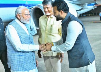 योगांध्र 2025 : विशाखापट्टनम में पीएम मोदी का स्वागत, आंध्र प्रदेश बना वैश्विक योग आंदोलन का केंद्र