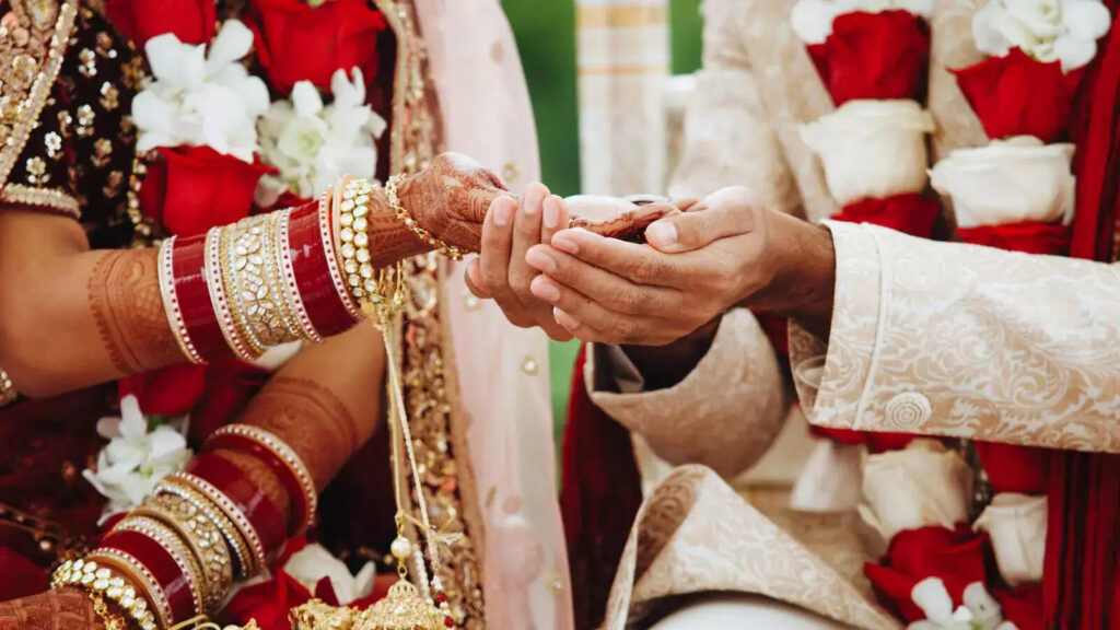 You too know about inter -caste marriage scheme, know what you get benefits