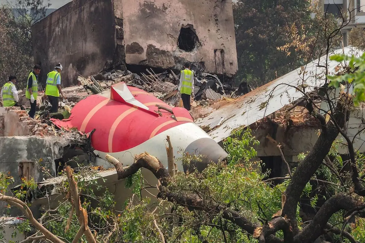 112 pilots suddenly became ill after Ahmedabad plane crash, government gave information in Parliament