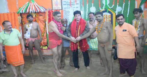 Dangal 2025: "Jai Bajrangbali" and "or Ali" echoed in Dangal on Nag Panchami, Ganga-Jamuni Tehzeeb seen in a clay arena