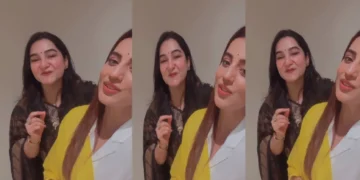 Akshara Singh colored in Krishna devotion, sang songs for Kanha, video viral
