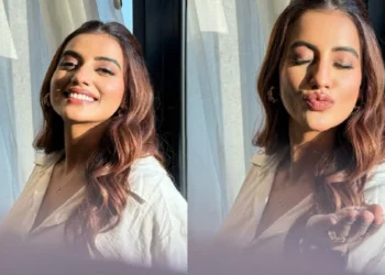 Akshara Singh tightened internet by posing in sunlight, fans fans on actress's actresses