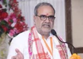 BJP State President Bhupendra Chaudhary Visits Ayodhya, offers Prayers at Ram Mandir and Hanuman Garhi | Ayodhya News: BJP state president Bhupendra Chaudhary visited Ram Lala, targeted the opposition | News Track in Hindi