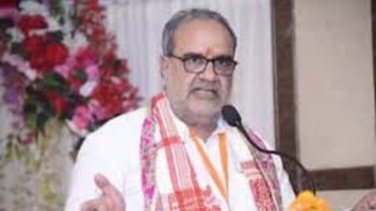 BJP State President Bhupendra Chaudhary Visits Ayodhya, offers Prayers at Ram Mandir and Hanuman Garhi | Ayodhya News: BJP state president Bhupendra Chaudhary visited Ram Lala, targeted the opposition | News Track in Hindi