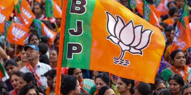 BJP State President | Uttarakhand BJP Chief | Himachal BJP Chief | Mahendra Bhatt | Rajeev Bindal | BJP Leadership Change | BJP Uttarakhand News | The new command of BJP, this leader became president in Uttarakhand and Himachal, know the name! , News Track in Hindi
