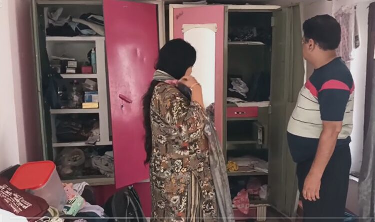 Bharatpur: Hand targeted in Atalbandh police station area, cleaned hands on jewelery worth millions and cash