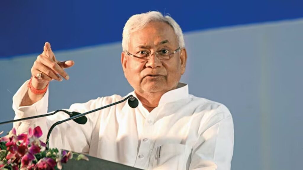 Bihar Nitish Government Approves Youth Commission 35% Women Reservation and 43 Decisions | Bihar cabinet meeting 2025 | Bihar Election | , Future will change in Bihar! Nitish cabinet seal 'Youth Commission' and 35% 'Women Reservation' | News Track in Hindi