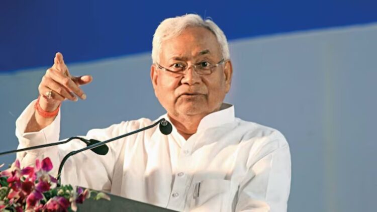 Bihar Nitish Government Approves Youth Commission 35% Women Reservation and 43 Decisions | Bihar cabinet meeting 2025 | Bihar Election | , Future will change in Bihar! Nitish cabinet seal 'Youth Commission' and 35% 'Women Reservation' | News Track in Hindi